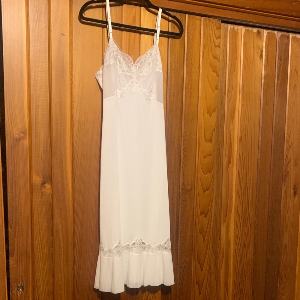 Vintage Vanity Fair slip/dress 36” bust.